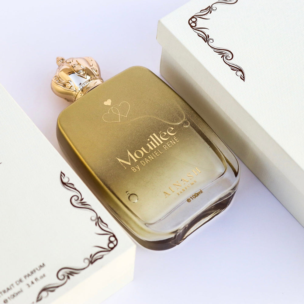Mouillée - long - lasting extrait de parfum by Ainash Parfums